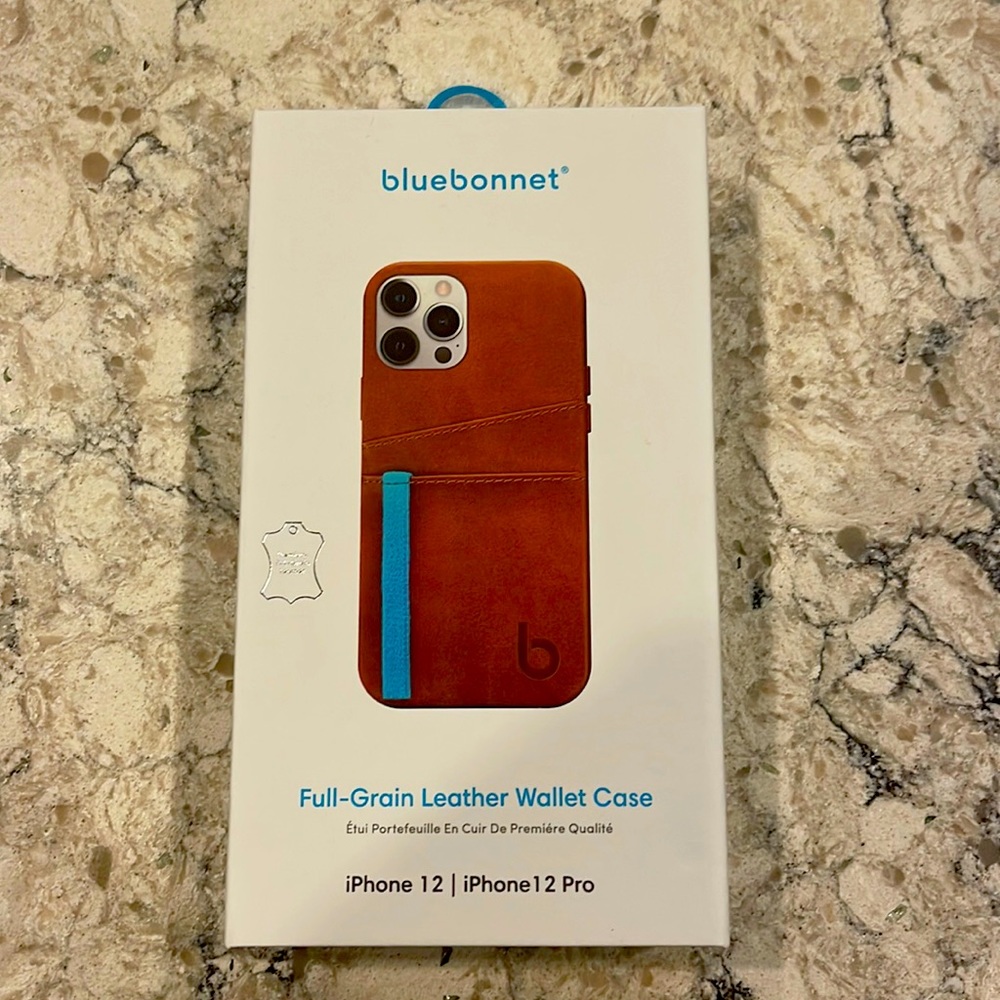 NWT BLUEBONNET FULL GRAIN LEATHER WALLET PHONE CASE.